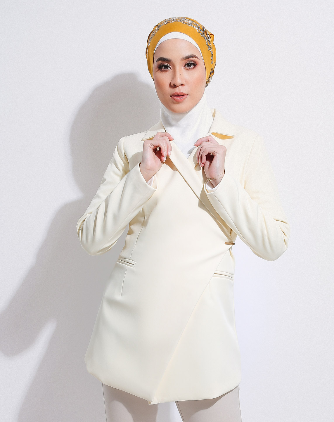 CAREELA IN CREAM